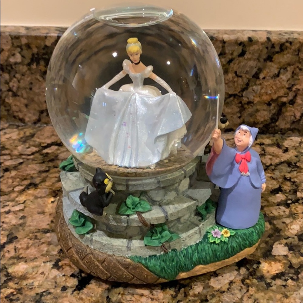 Cinderella Musical Snow Globe